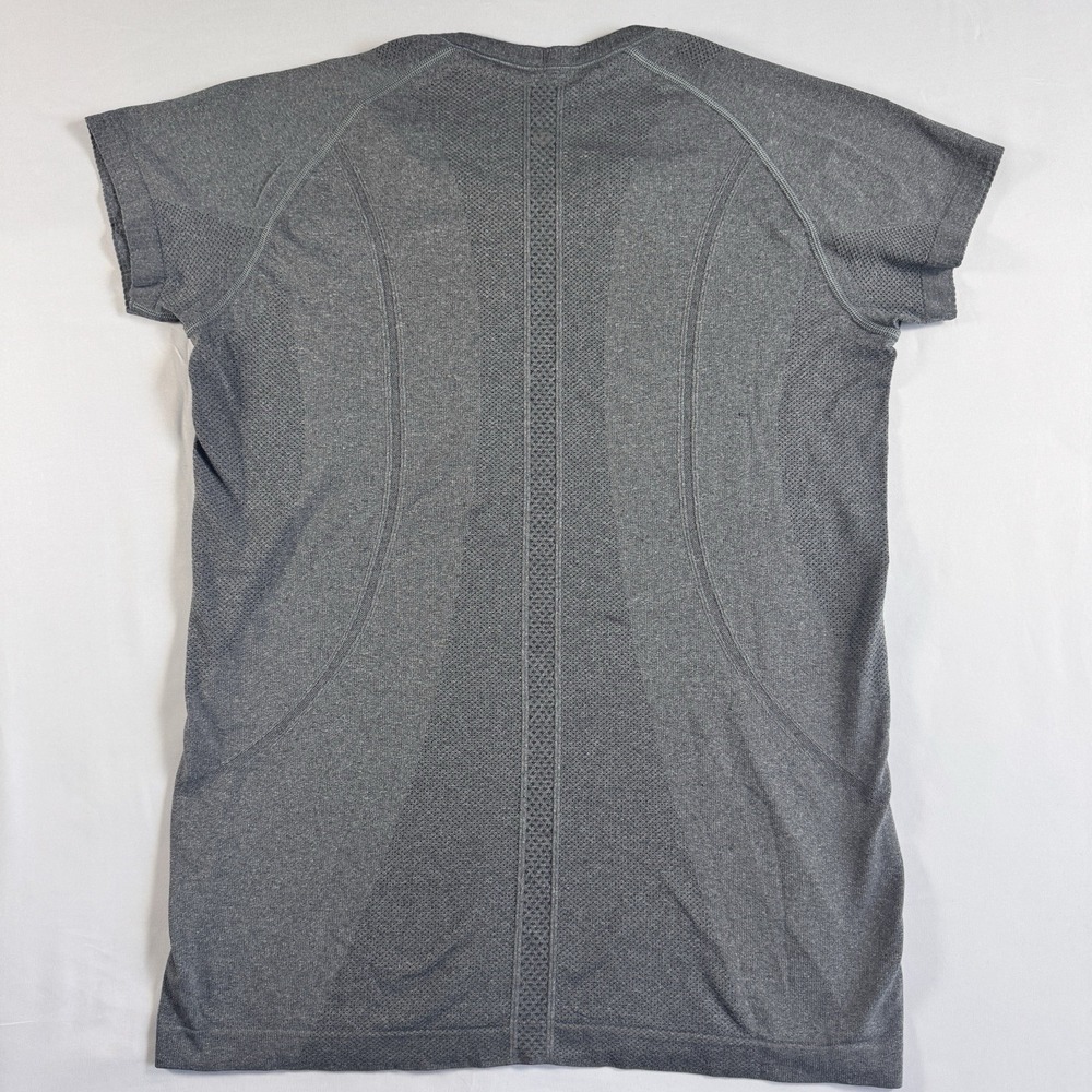 Lululemon Swiftly Tech Top Womens 12 Short Sleeve Shirt Gray Athleisure - Picture 3 of 6